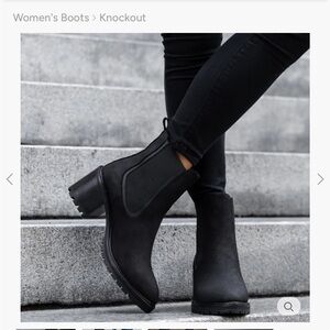 Thursday “the Knockout” matte Black Chelsea Boots for Women